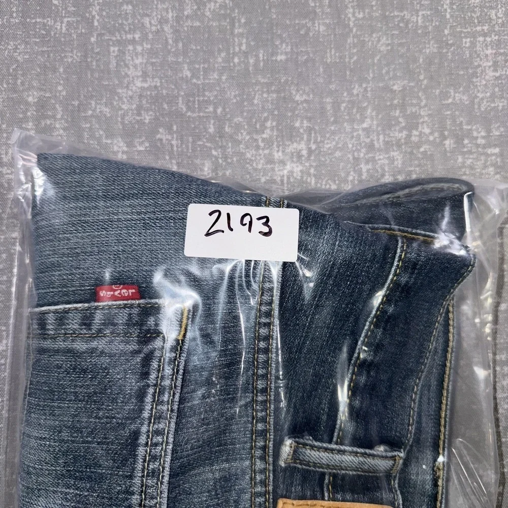 Levis levis 505